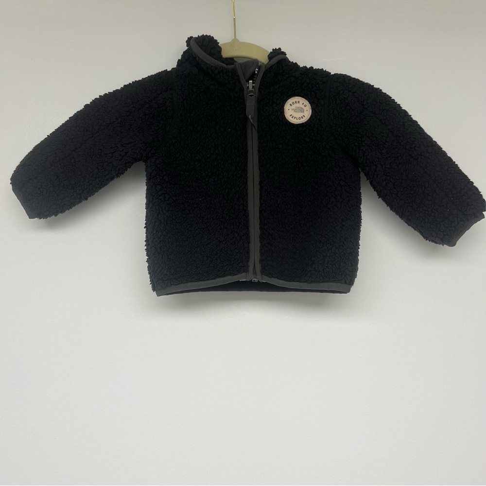NorthFace infant fleece w/hoodie  6-12M